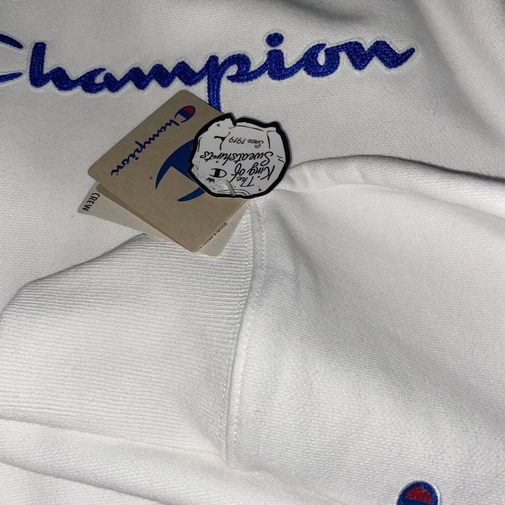 Brand New With Tags Champion White Sweater - Picture 5 of 5